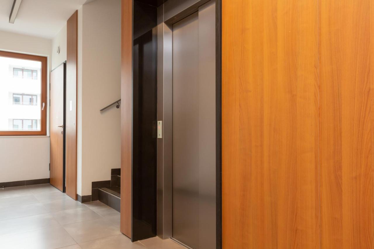 Awangarda Apartment Warsaw Ochota By Renters Prestige Exterior foto